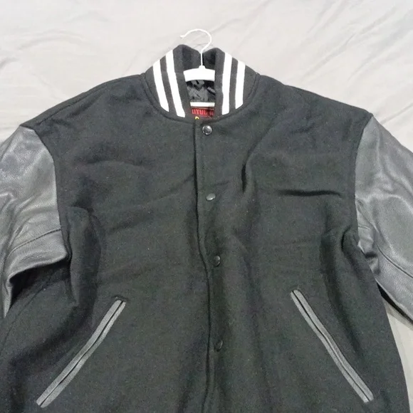 New Brutul Bee Varsity Letterman Jacket - Picture 6 of 12